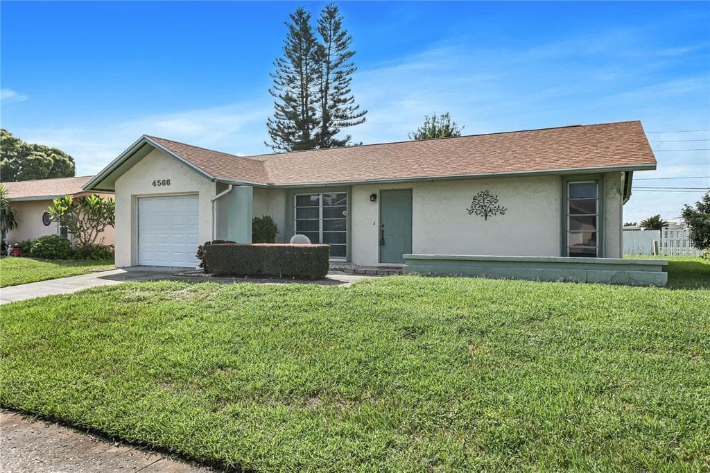 4566 GREAT LAKES DRIVE S CLEARWATER, FL 33762