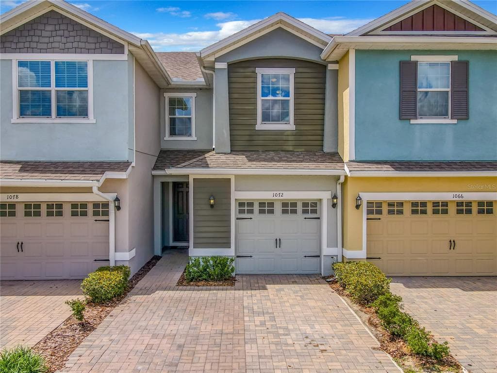 1072 CAPITOL HILL COURT APOPKA, FL 32703