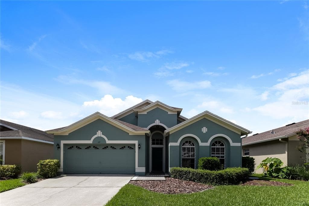217 FERN GULLEY DRIVE SEFFNER, FL 33584