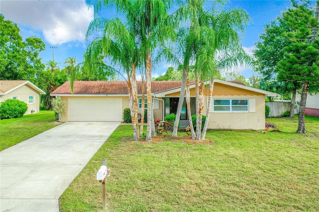 11349 88TH TERRACE SEMINOLE, FL 33772