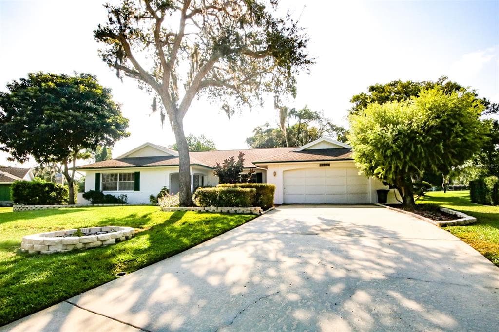 12820 IRONWOOD CIRCLE HUDSON, FL 34667