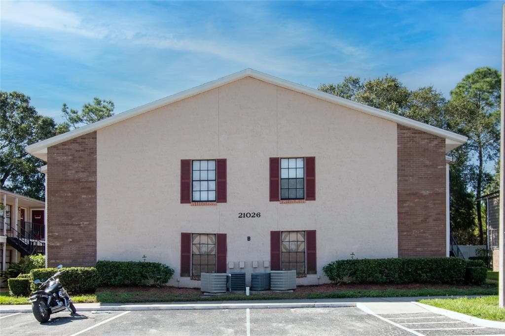 21026 VOYAGER BOULEVARD UNIT 1 LAND O LAKES, FL 34638