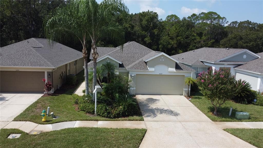 5227 GATO DEL SOL CIRCLE WESLEY CHAPEL, FL 33544