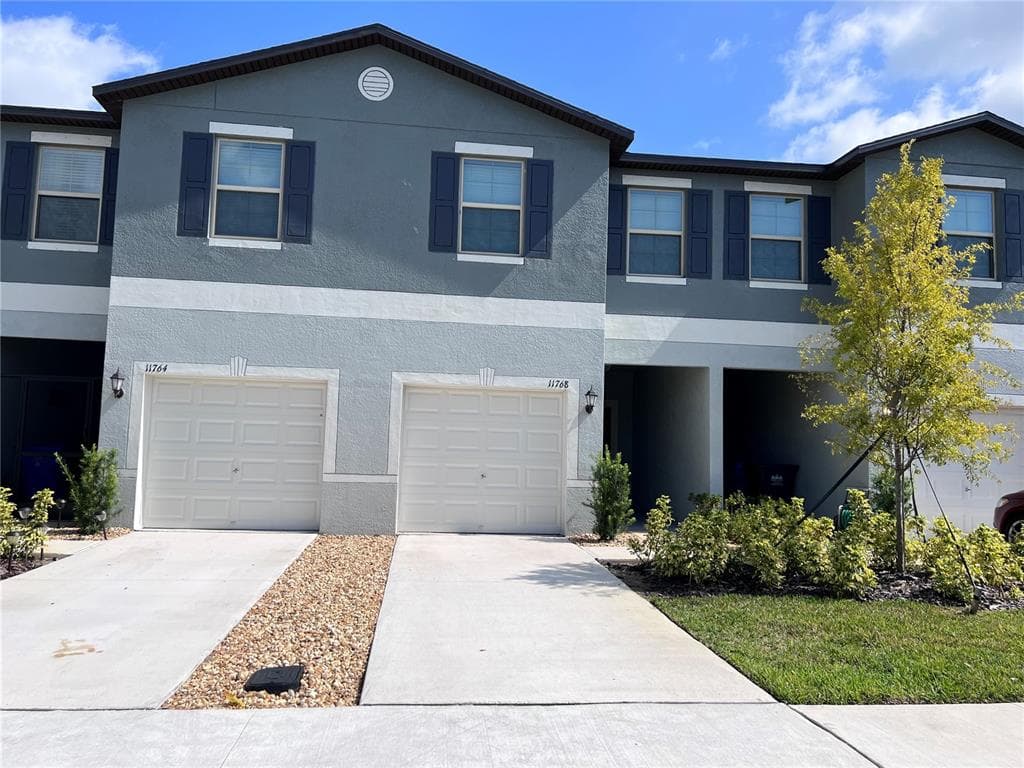 11768 DUMAINE VALLEY ROAD RIVERVIEW, FL 33579