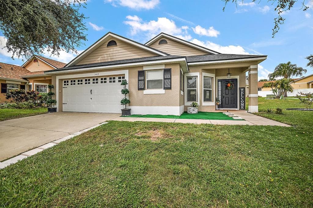 1409 KELLOGG DRIVE TAVARES, FL 32778