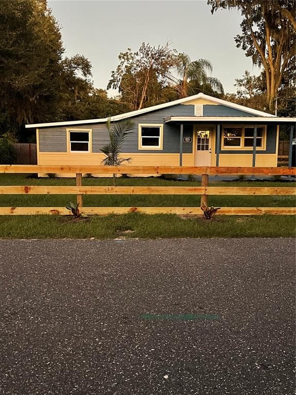 855 NW 5TH STREET WEBSTER, FL 33597