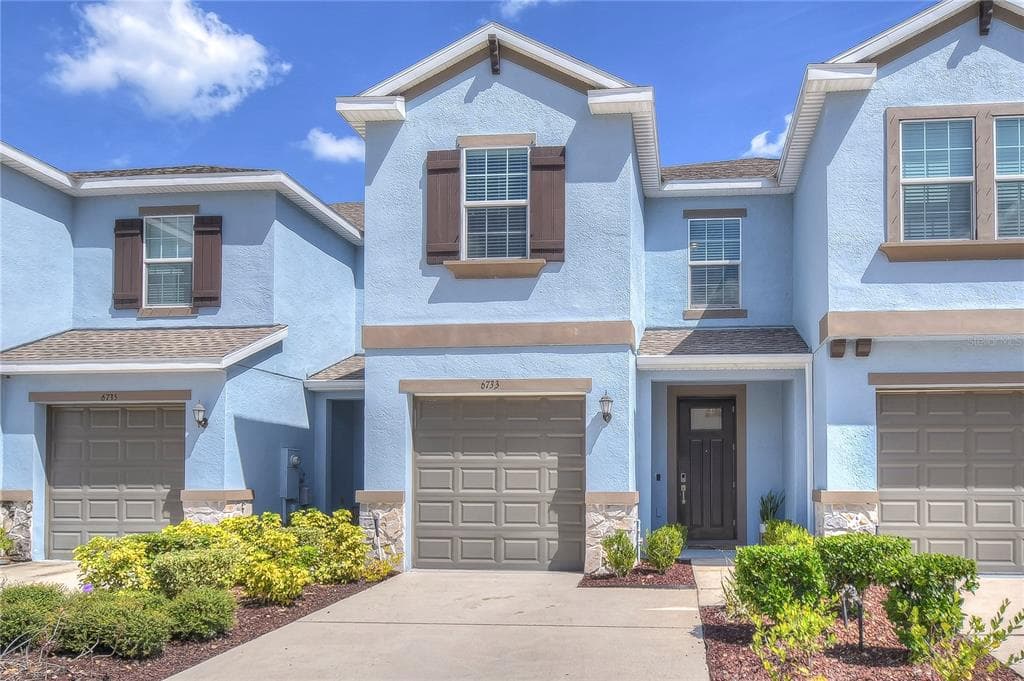 6733 ROCKY PARK STREET TAMPA, FL 33625
