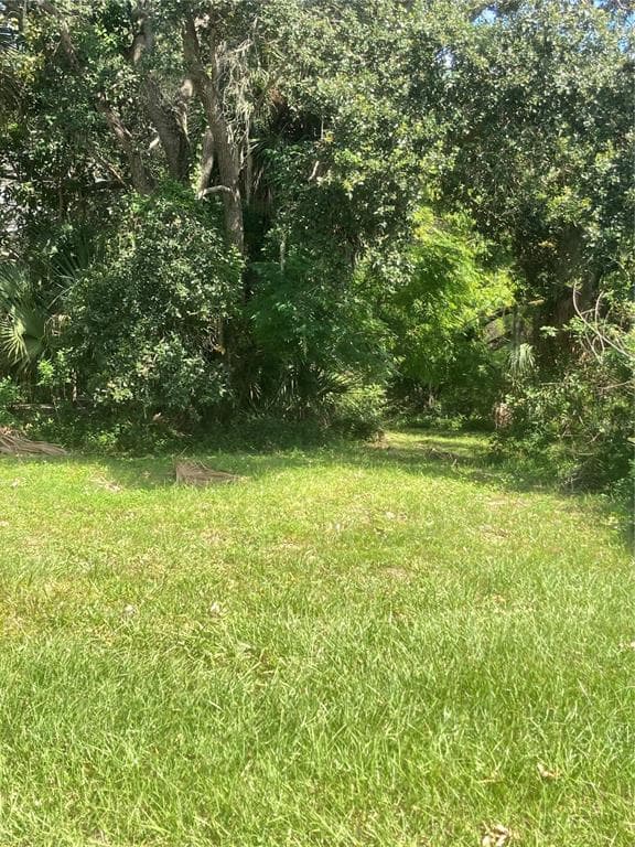 000 LANDFIELD AVENUE