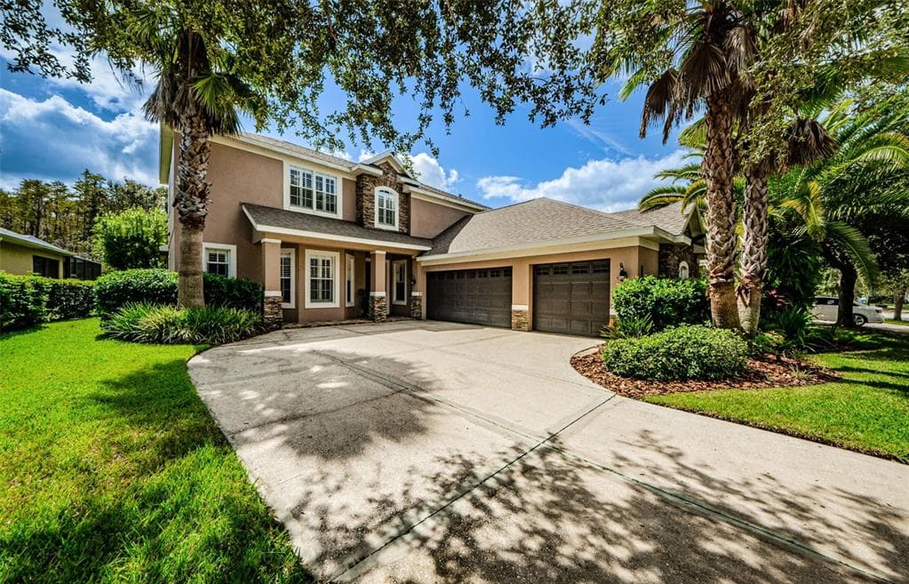 8337 OLD TOWN DRIVE TAMPA, FL 33647