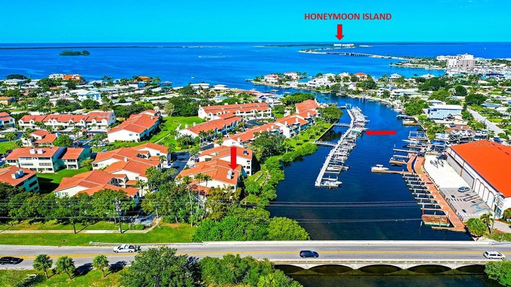630 DRAKE LANE N DUNEDIN, FL 34698