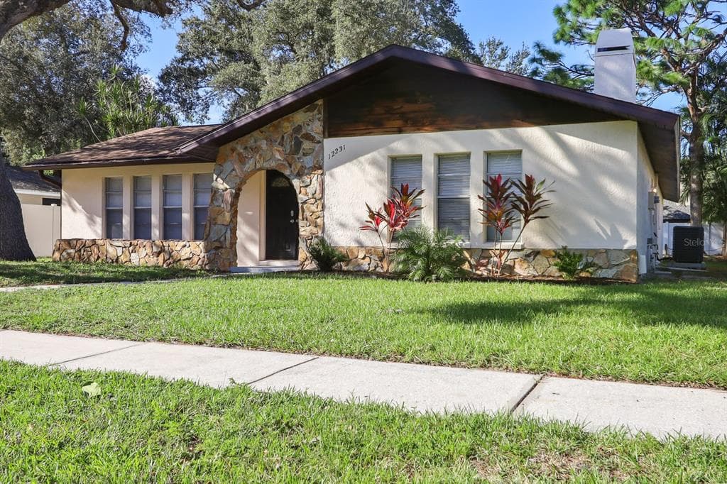 12231 103RD AVENUE LARGO, FL 33778