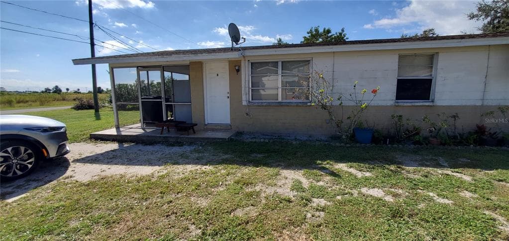 1013 WILLIS ROAD RUSKIN, FL 33570