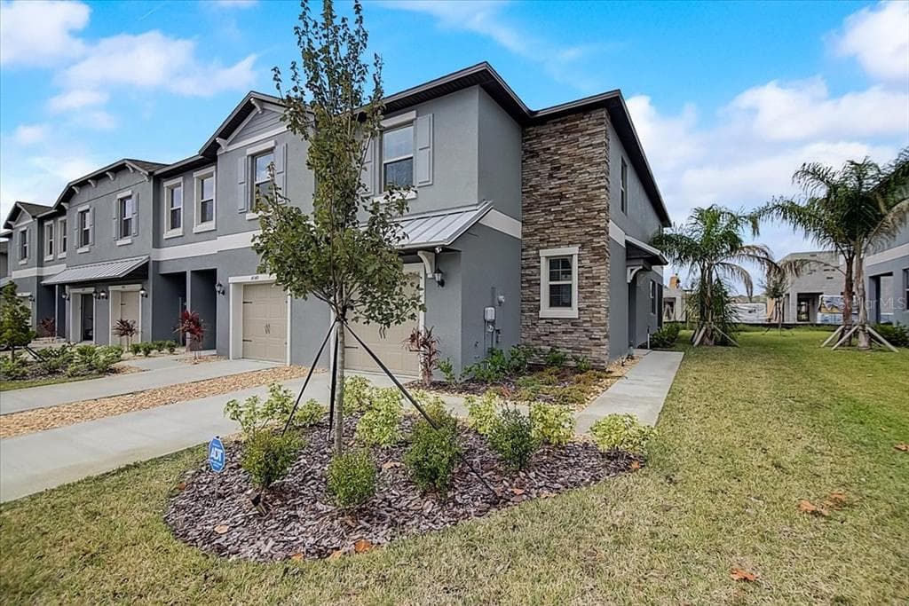 14347 EASY GOER STREET RUSKIN, FL 33573