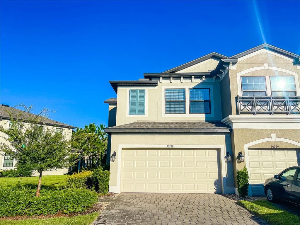 30268 SOUTHWELL LANE WESLEY CHAPEL, FL 33543