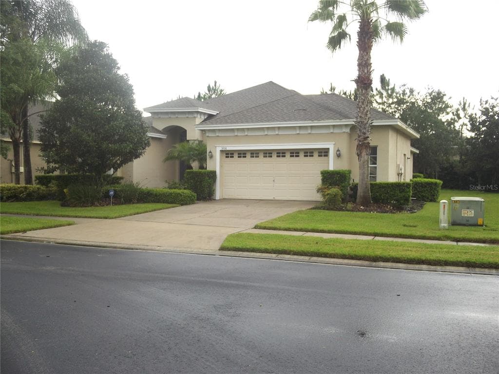 3206 GRASSGLEN PLACE WESLEY CHAPEL, FL 33544