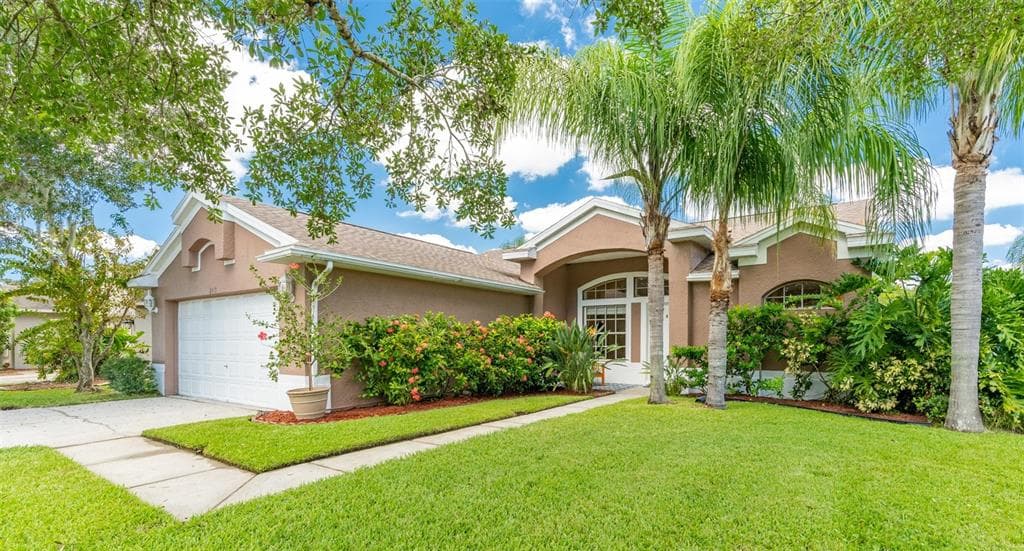 383 FOUNTAINVIEW CIRCLE