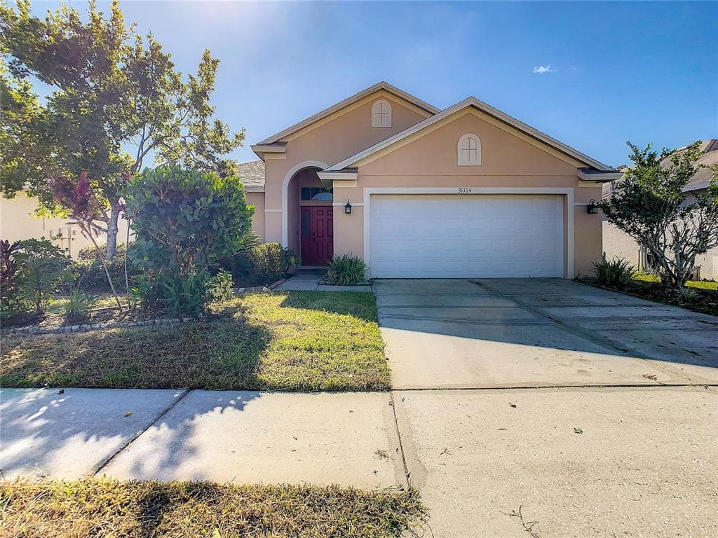 31304 CHATTERLY DRIVE WESLEY CHAPEL, FL 33543