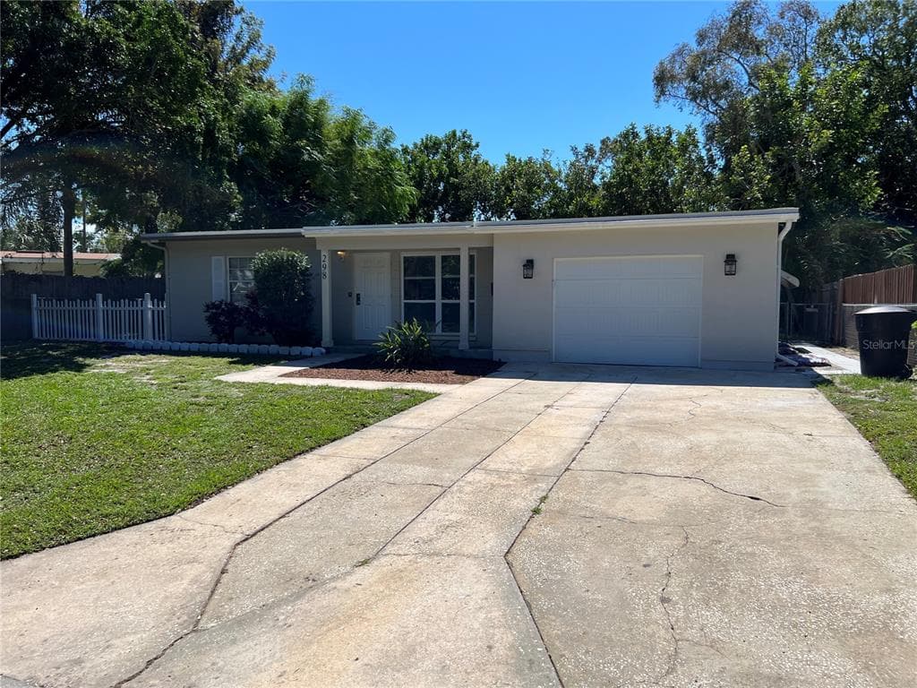 298 43RD AVENUE SE ST PETERSBURG, FL 33705