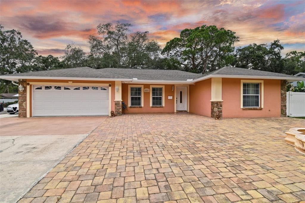 6802 SANTA MONICA COURT TAMPA, FL 33615