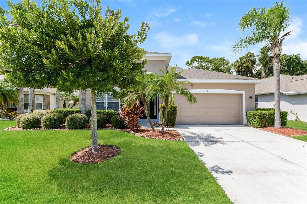 104 MONROE VIEW TRAIL SANFORD, FL 32771