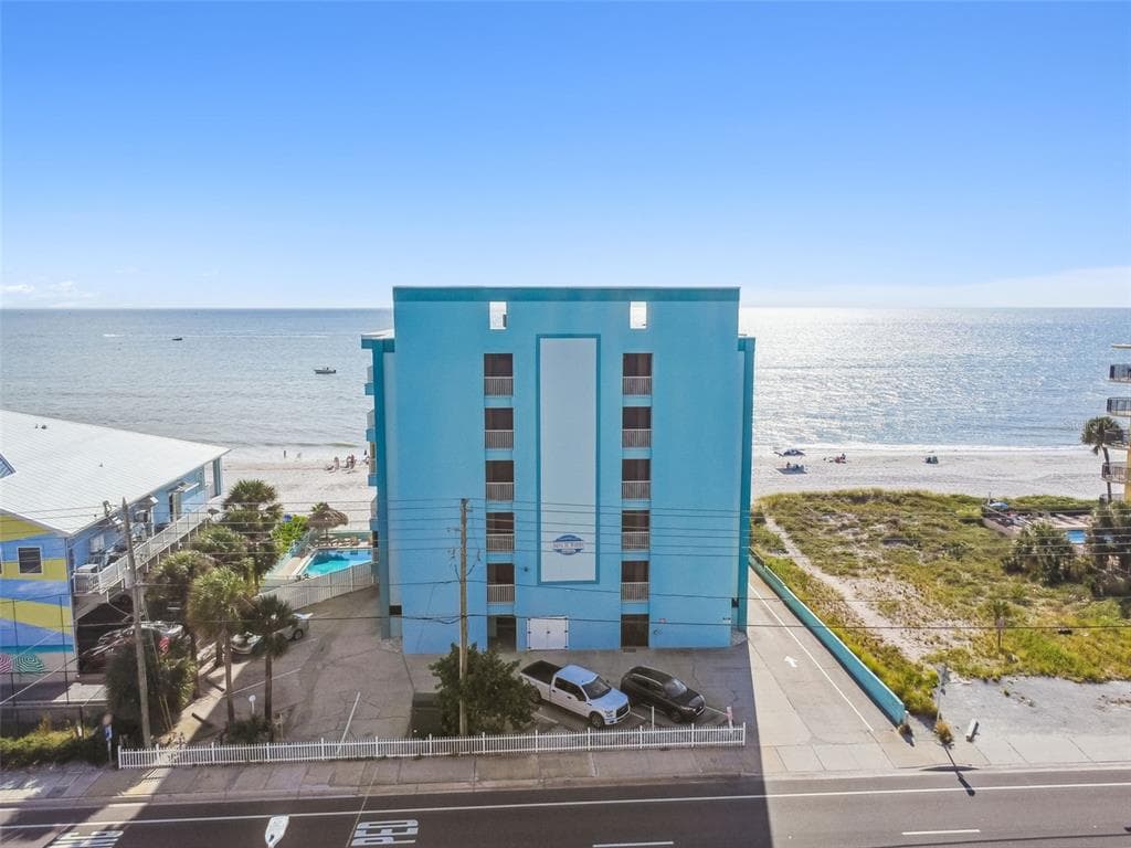14110 GULF BOULEVARD UNIT 401