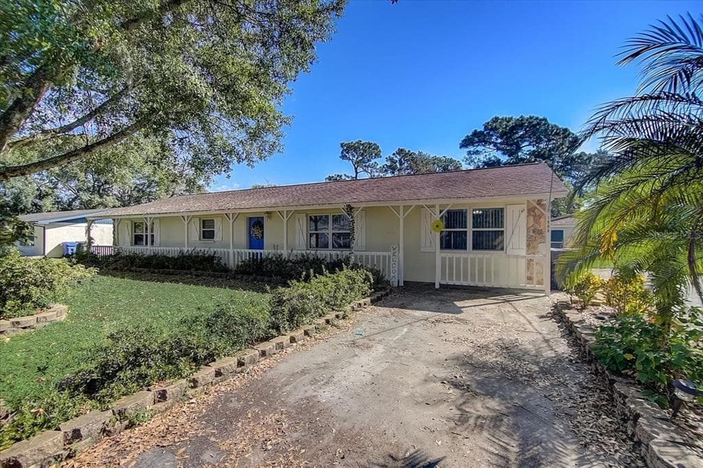 1608 1ST STREET SE RUSKIN, FL 33570