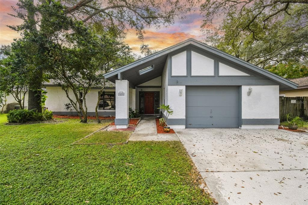 2405 TOWERY TRAIL