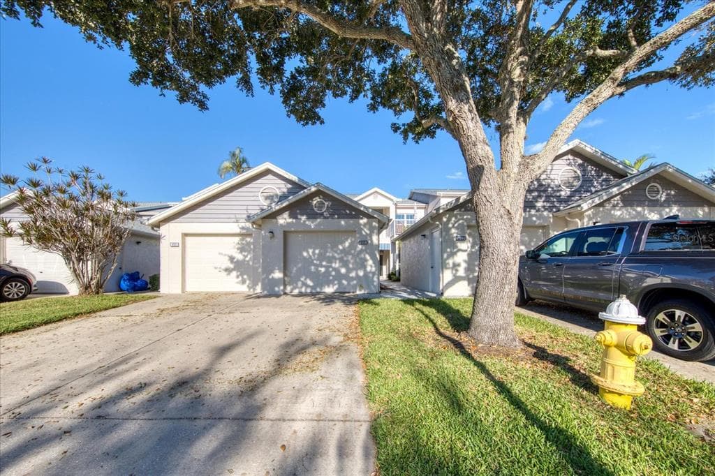 11541 SHIPWATCH DRIVE UNIT 1013 LARGO, FL 33774