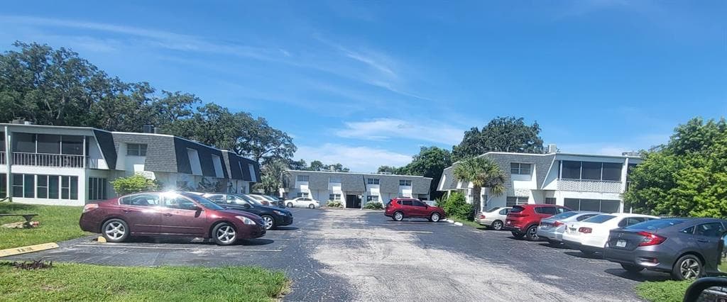 3421 TRICON LANE UNIT 2-B HOLIDAY, FL 34691