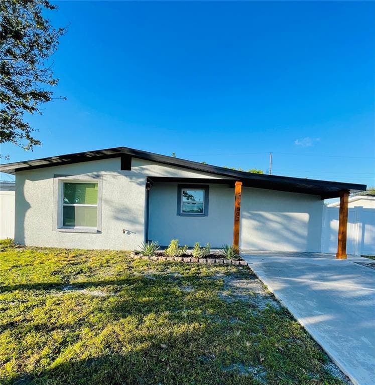4503 W MINNEHAHA STREET TAMPA, FL 33614