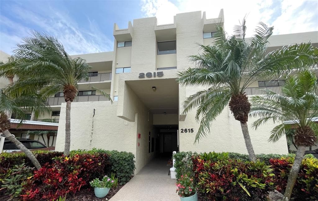 2615 COVE CAY DRIVE UNIT 202 CLEARWATER, FL 33760