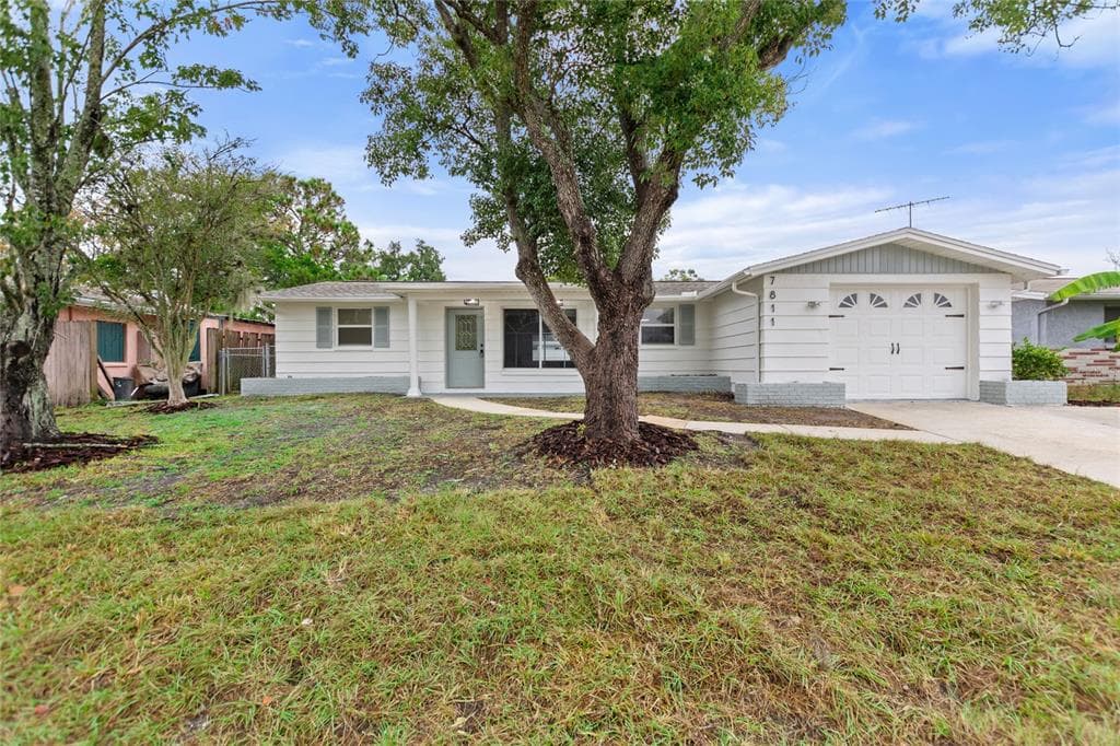 7811 ILEX DRIVE PORT RICHEY, FL 34668