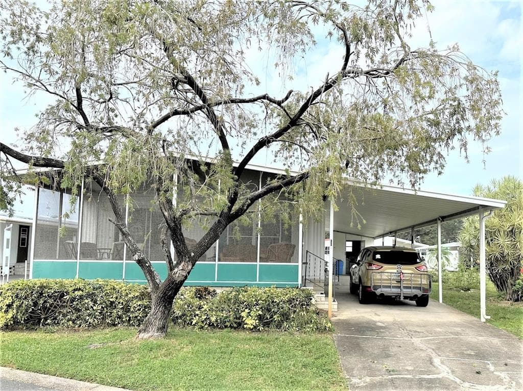 9790 66TH STREET N UNIT 426 PINELLAS PARK, FL 33782