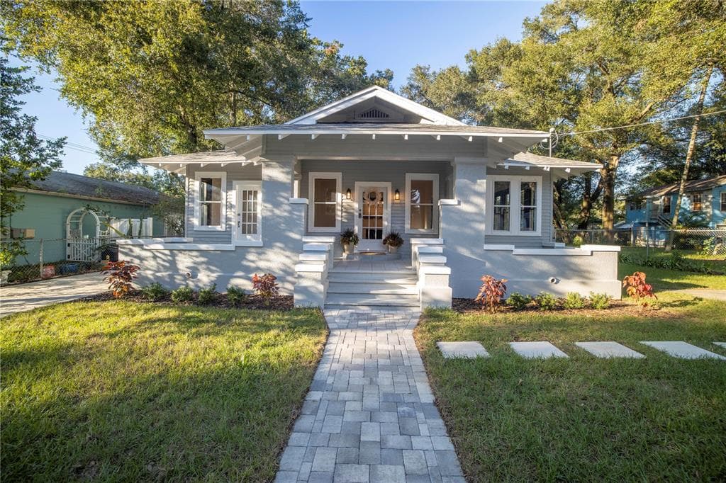 211 W FLORIBRASKA AVENUE TAMPA, FL 33603