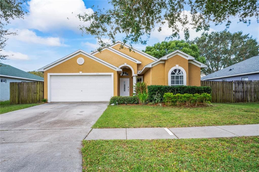 1475 LAKE SHORE RANCH DRIVE SEFFNER, FL 33584