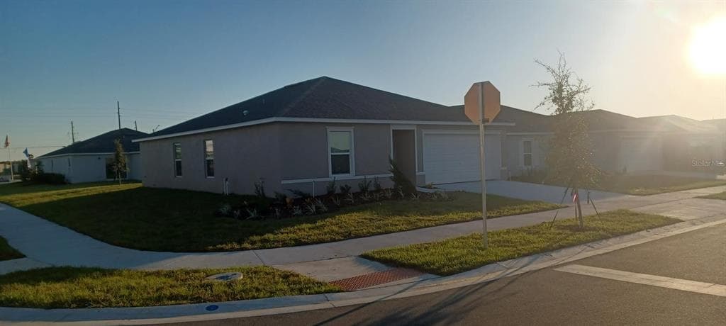 444 PATRICIA ALFORD DRIVE HAINES CITY, FL 33844