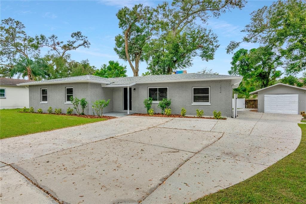 1414 FERNWOOD PLACE SEFFNER, FL 33584