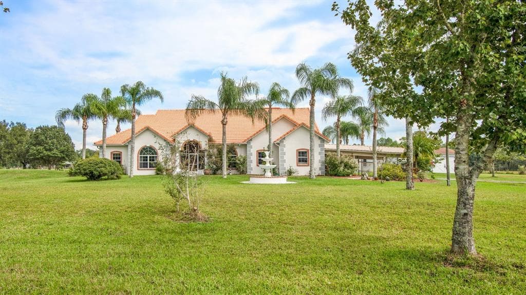 7208 WHITNEY ASHTON LANE WESLEY CHAPEL, FL 33545