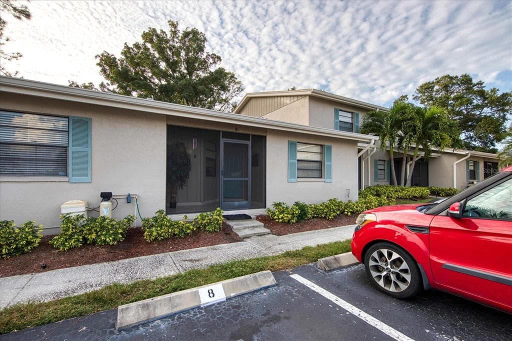 2131 RIDGE ROAD S UNIT 8