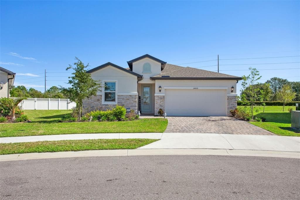 34479 WYNTHORNE PLACE WESLEY CHAPEL, FL 33545