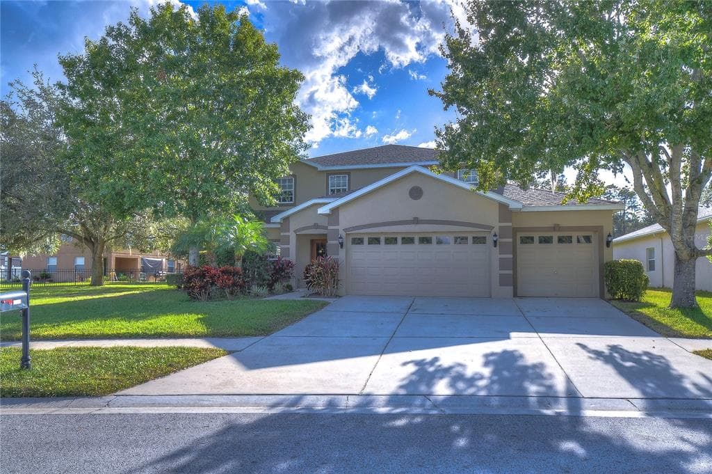5903 CAPE LOOP LAND O LAKES, FL 34639