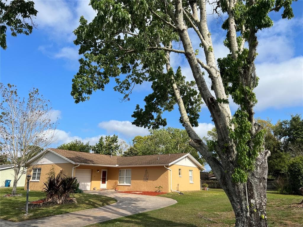 4250 SURFSIDE CIRCLE SPRING HILL, FL 34606