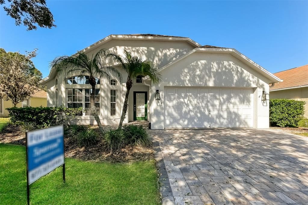 19004 WEATHERSTONE DRIVE TAMPA, FL 33647