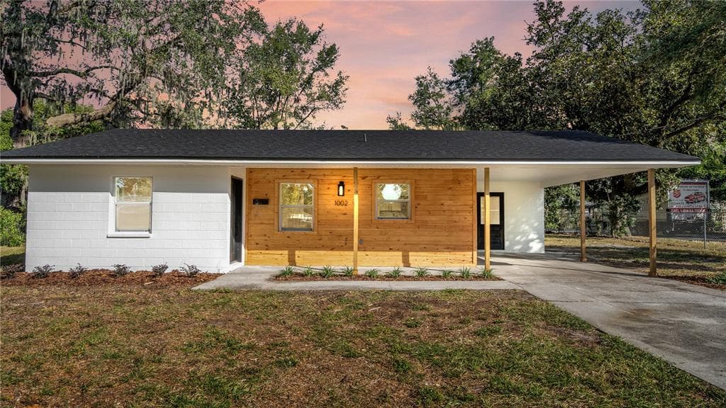1002 W SPENCER STREET PLANT CITY, FL 33563