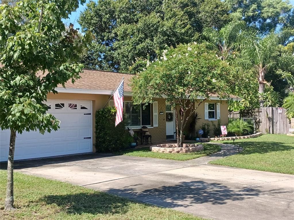 2419 BRENTWOOD DRIVE CLEARWATER, FL 33764