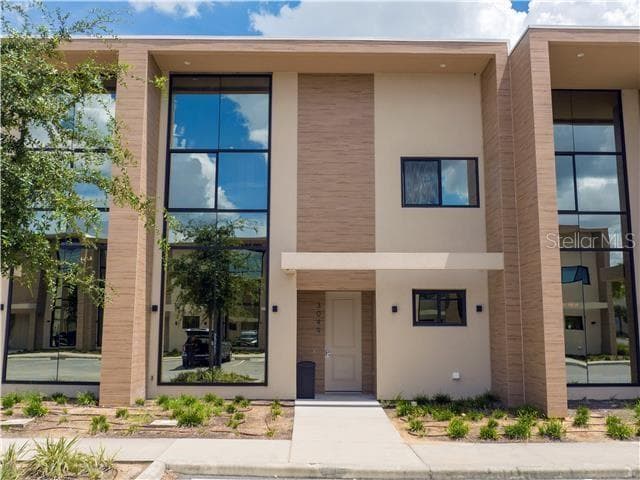 3049 ROCKEFELLER WAY KISSIMMEE, FL 34747