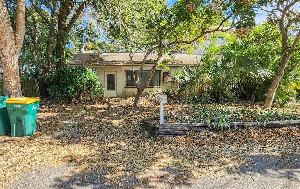 1266 EMMA DRIVE MERRITT ISLAND, FL 32952