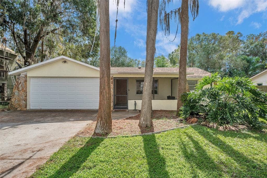12446 LACEY DRIVE NEW PORT RICHEY, FL 34654