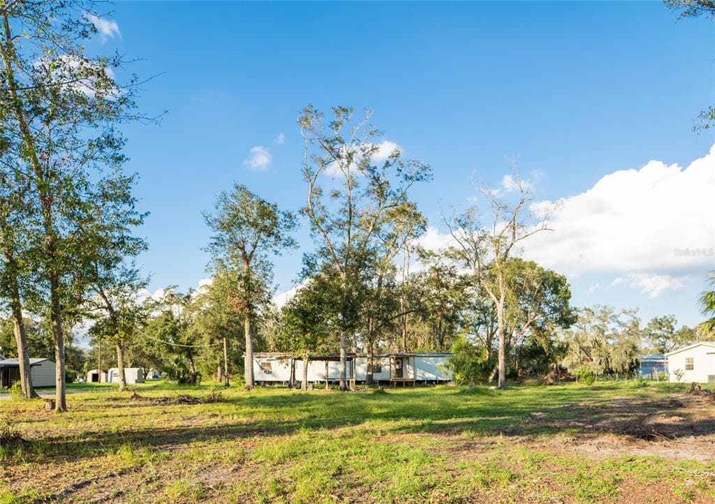 2714 KEYSVILLE DRIVE LITHIA, FL 33547