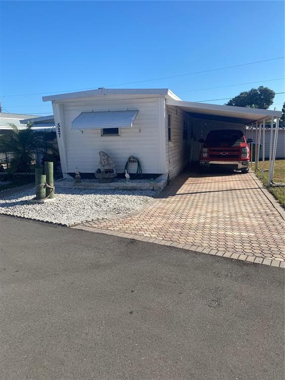 6580 SEMINOLE BOULEVARD UNIT 527 SEMINOLE, FL 33772